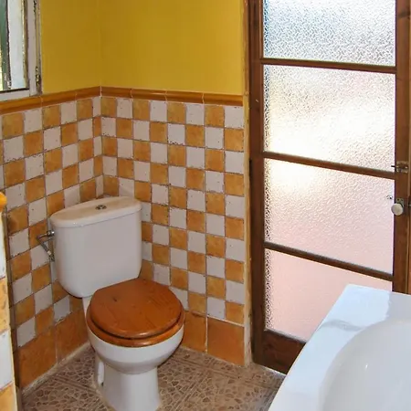 펜션 Ponton House, With Pool, Close To Palma Town, Perfect Location
