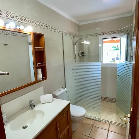 Ponton House, With Pool, Close To Palma Town, Perfect Location 펜션